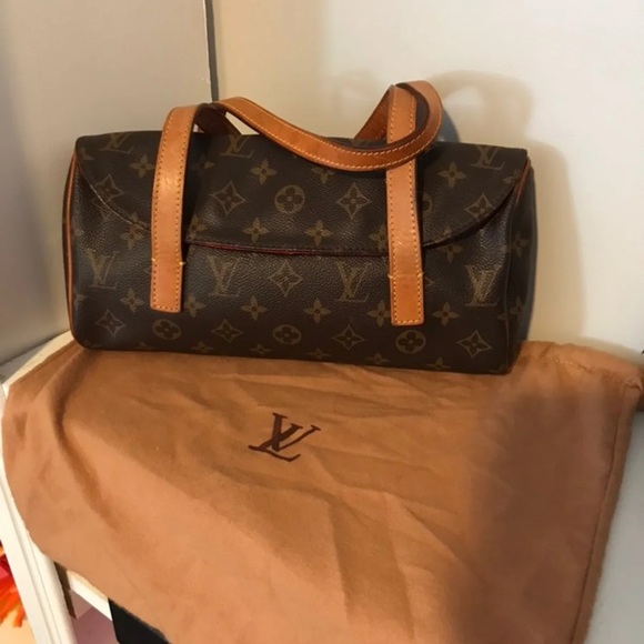 Louis Vuitton Handbags - Louis Vuitton purse